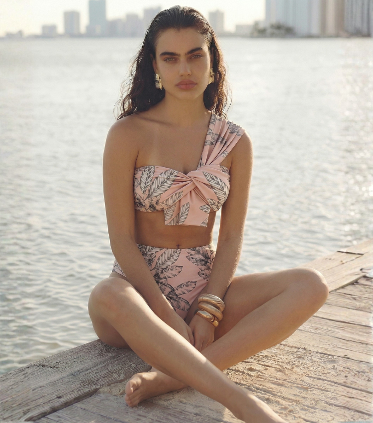 [Copy][Copy][Copy]Color-Blocked Blooming Flower Print Swimsuit Set(s)