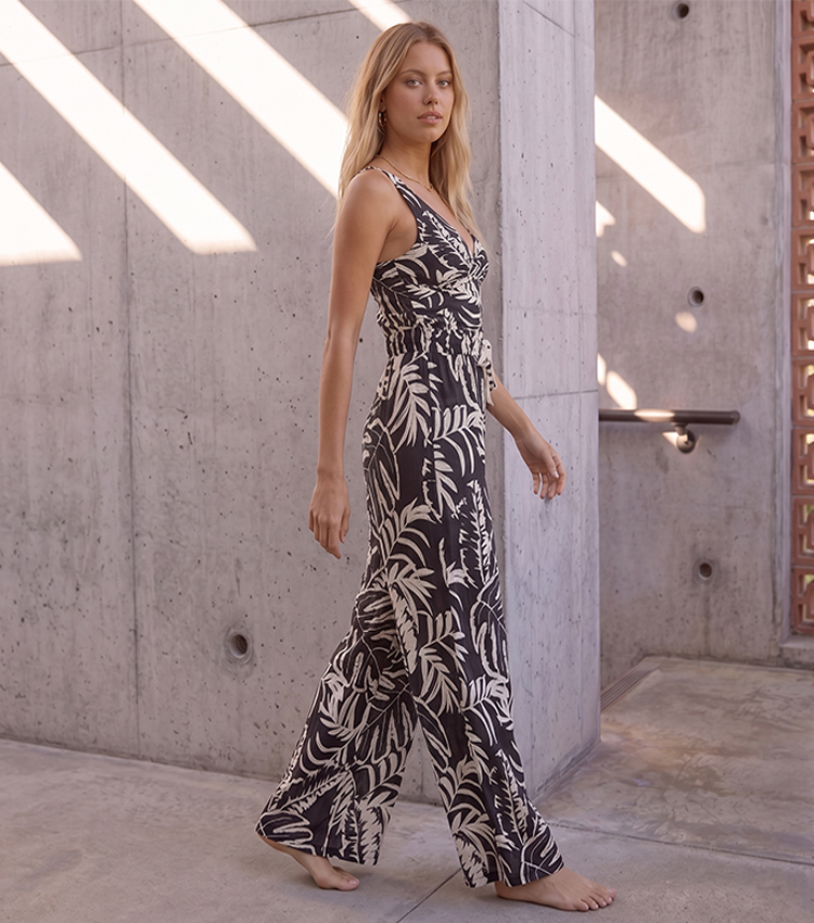 V Neck Leaf Print Tummy Control Swimsuit Set(s)