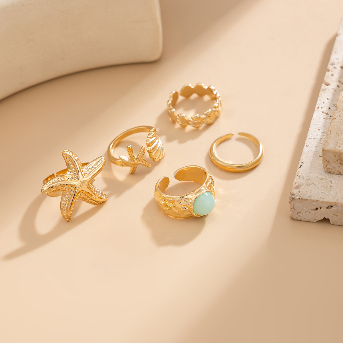 Stacked Diamond Setting Toe Ring