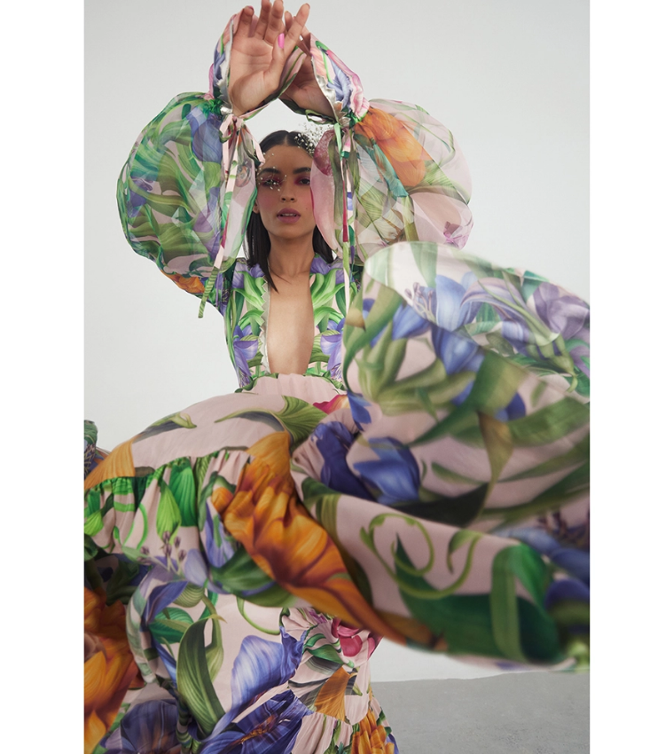 V-neck Long Sleeve Flowers Printed One Piece Swimsuit and Skirt Flaxmaker