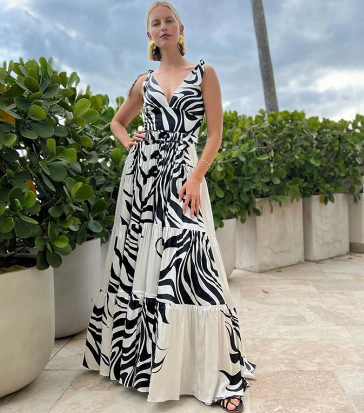 V Neck Printed One Piece Swimsuit and Skirt Flaxmaker