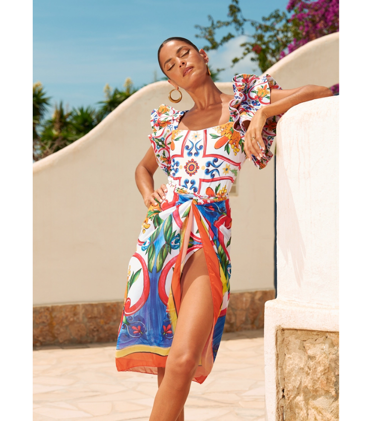 Ruffle Sleeves  Paisley-print  One Piece Swimsuit and Sarong or Paints Flaxmaker