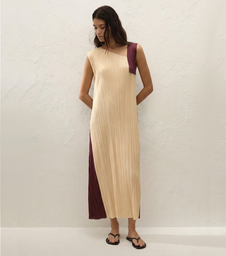 Pleated Loose-Fit Halter Neck Beach Dress