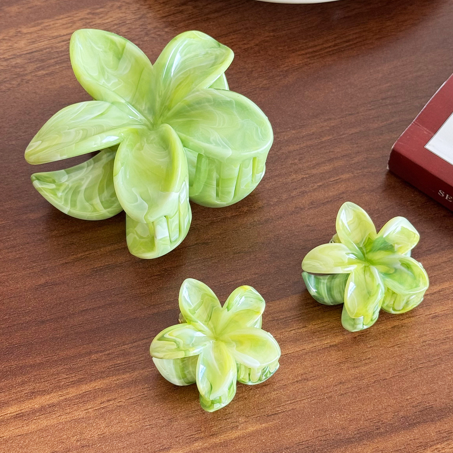 Colorful flower hair clip