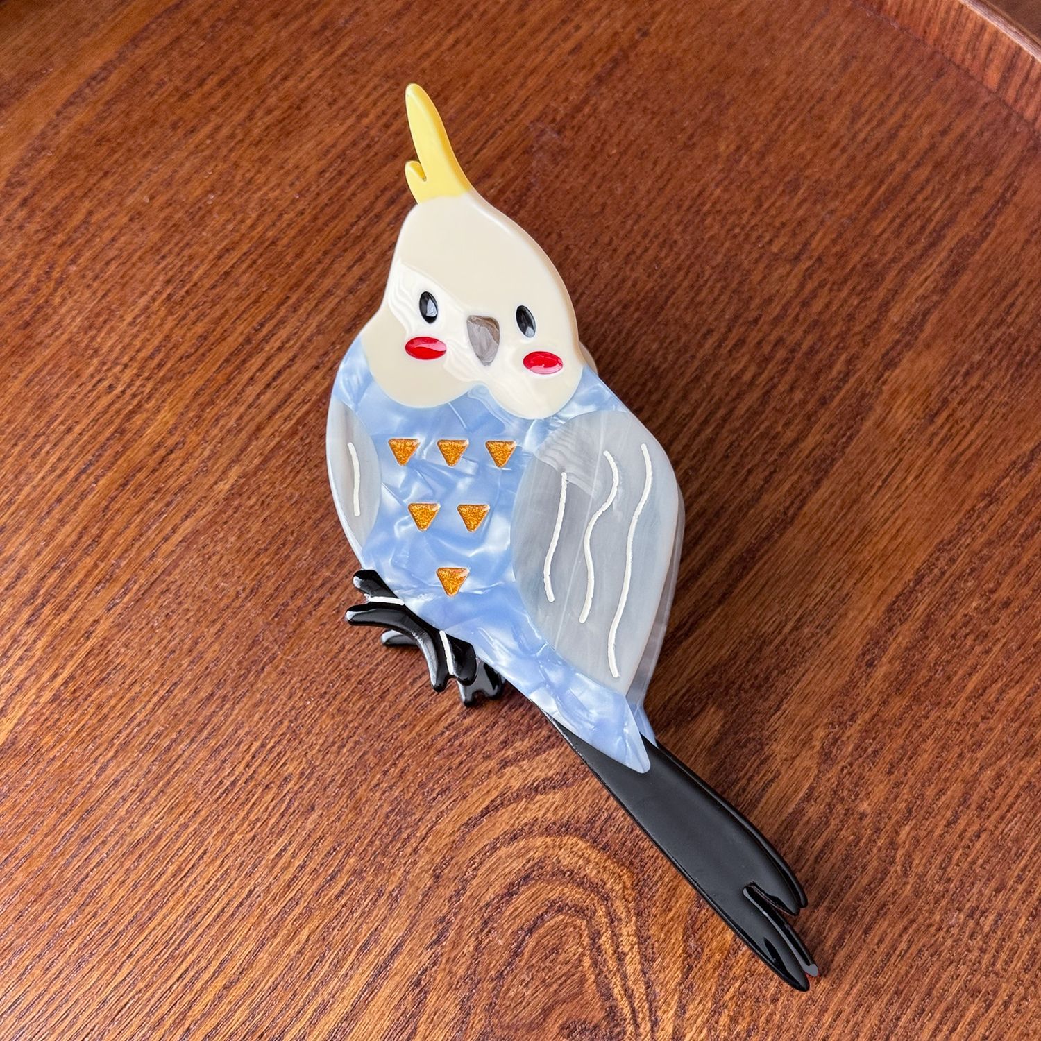 Little bird-shaped acetate hair clip
