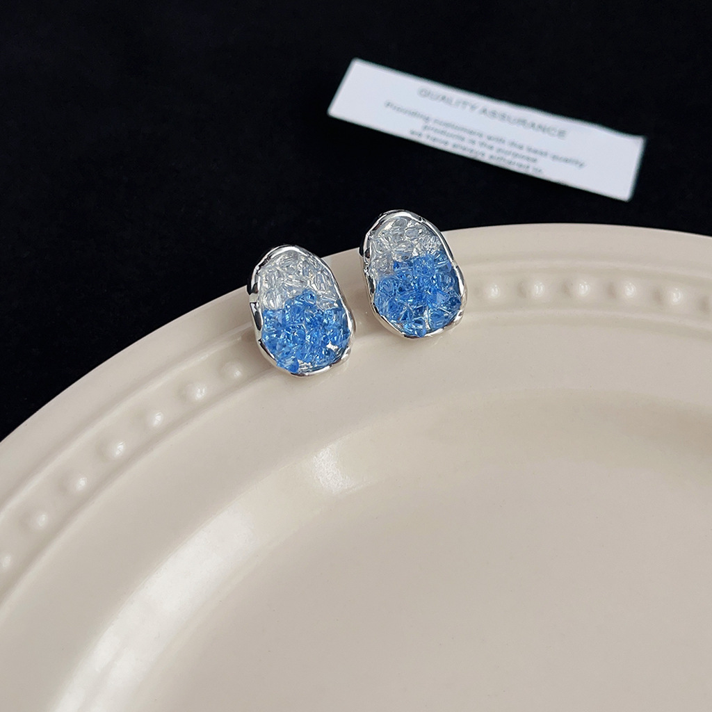 Retro-Chic Stud Earrings