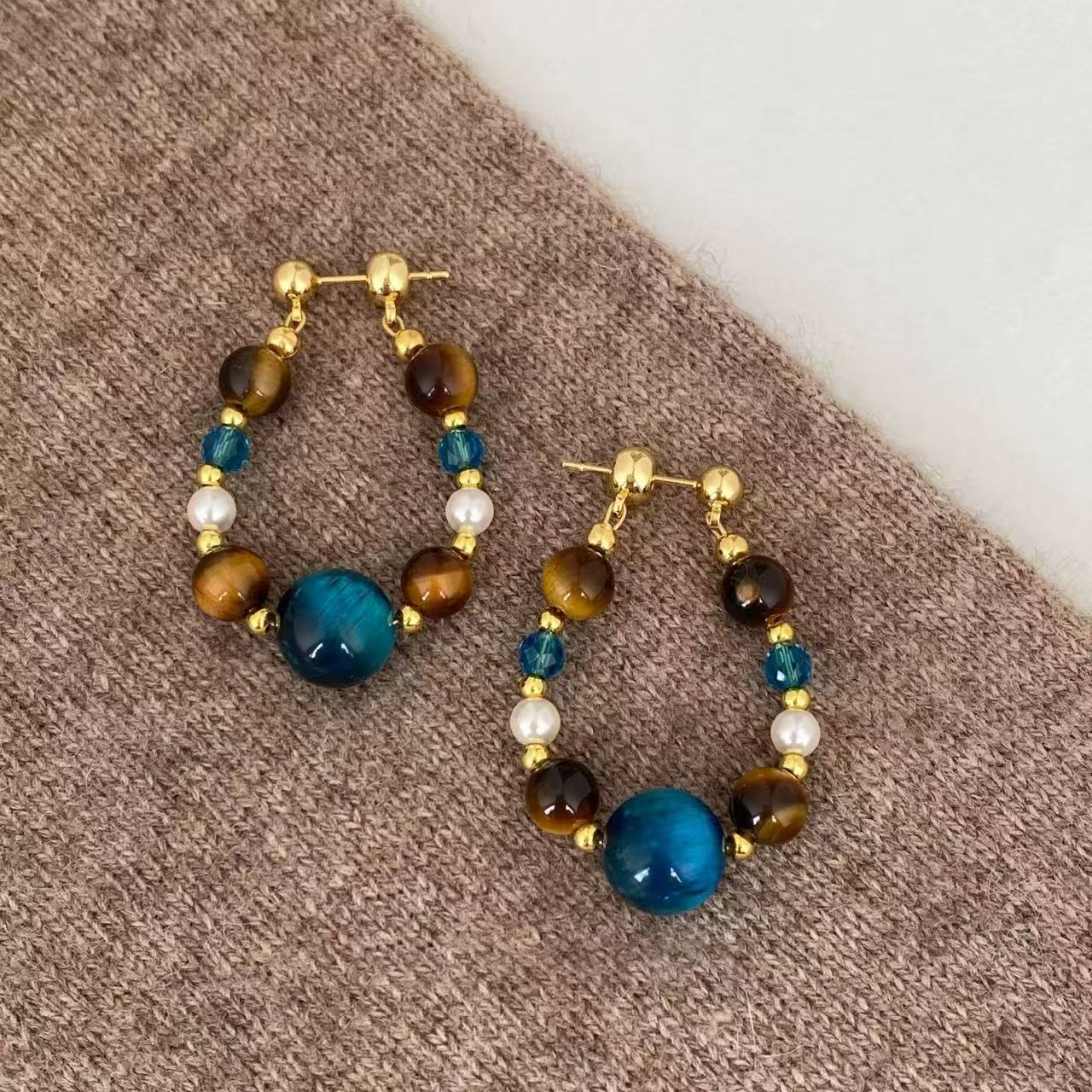 Retro-style Versatile Earrings