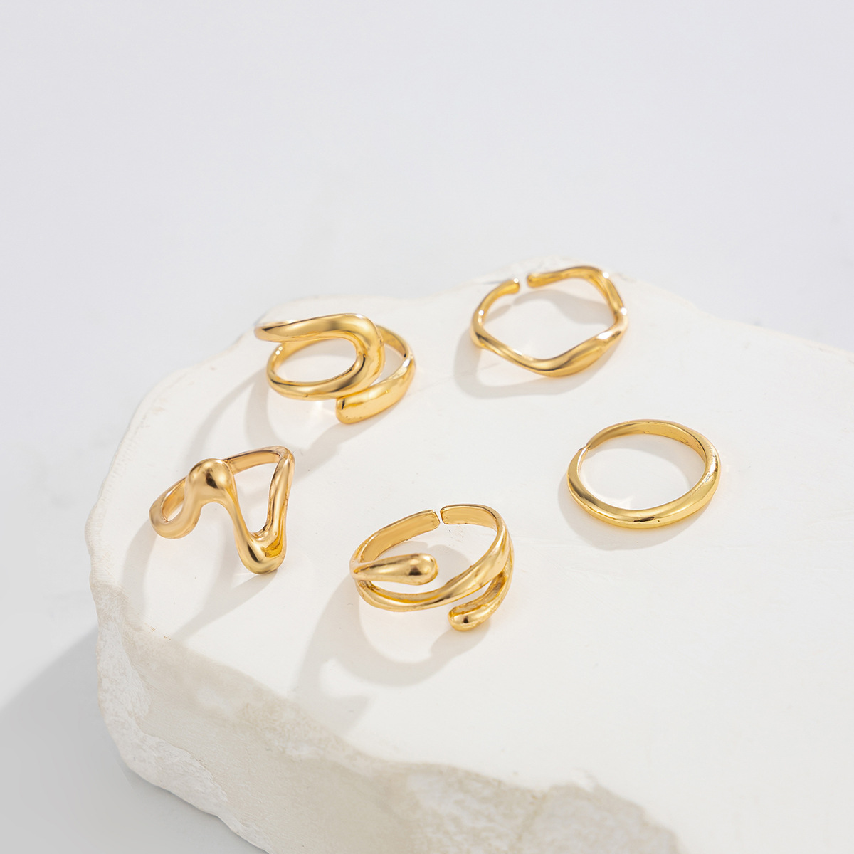 Irregular lines Toe Ring
