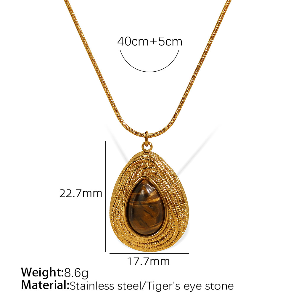 Teardrop-shaped Tiger's Eye Necklace