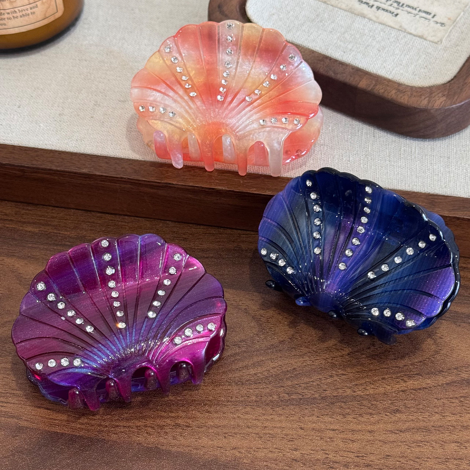 Colorful seashell hair clip
