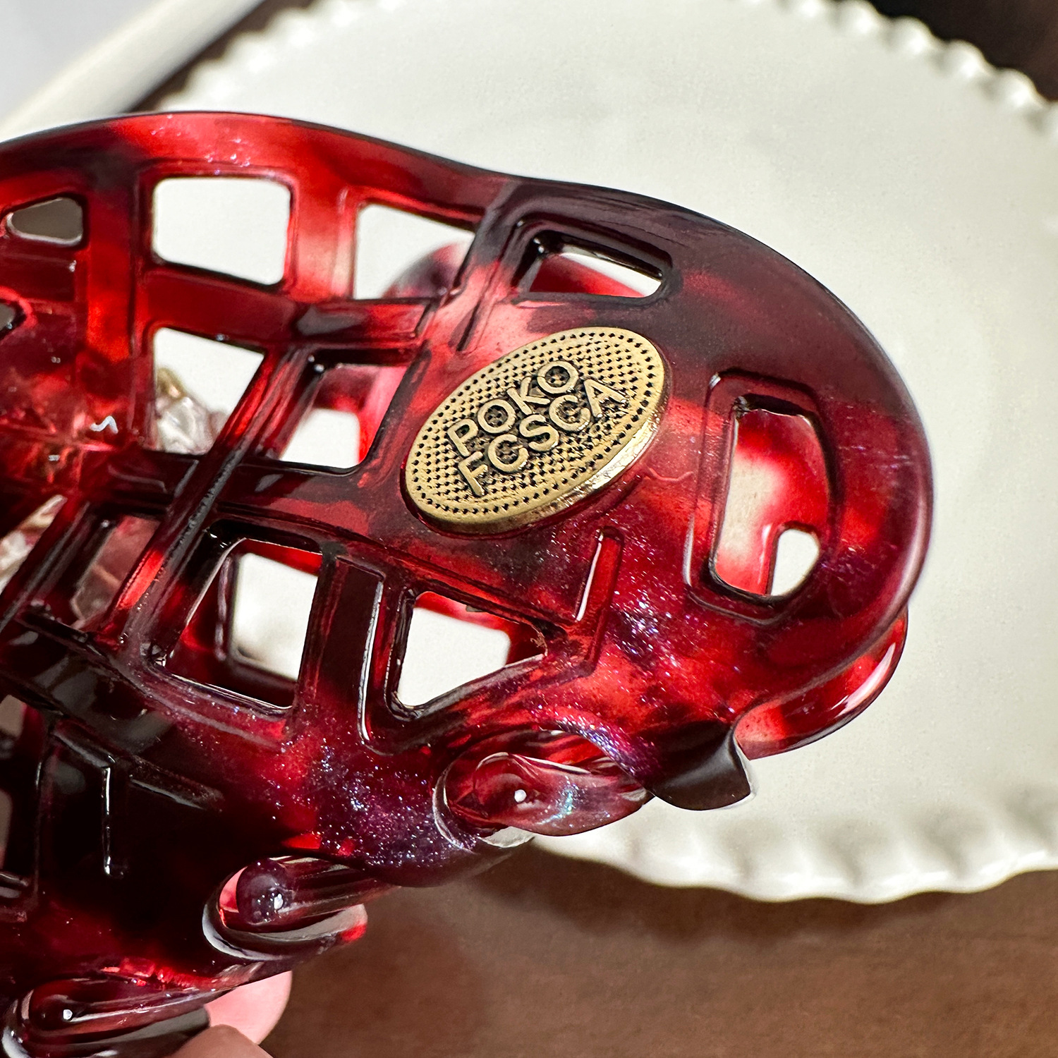 Acetate hollow-out hair clip