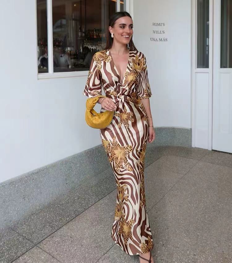 4Pleated Loose-Fit Halter Neck Beach Dress