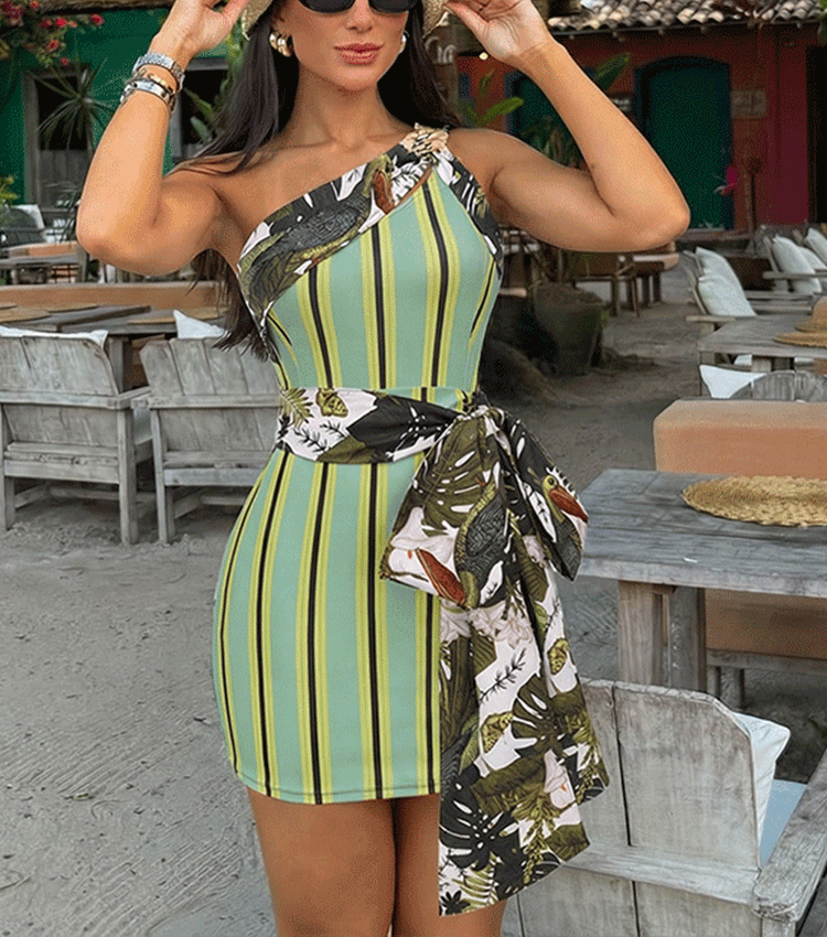 One Shoulder Striped Print Swimsuit Set(s)