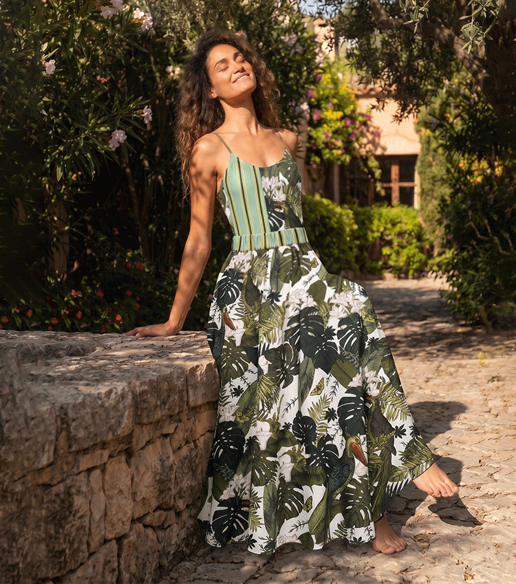  Adjustable shoulder straps Green Print Swimsuit Set(s)