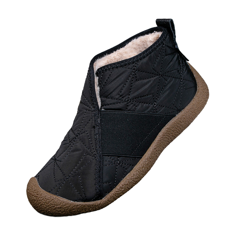 Fleece-lined low-top snow boots