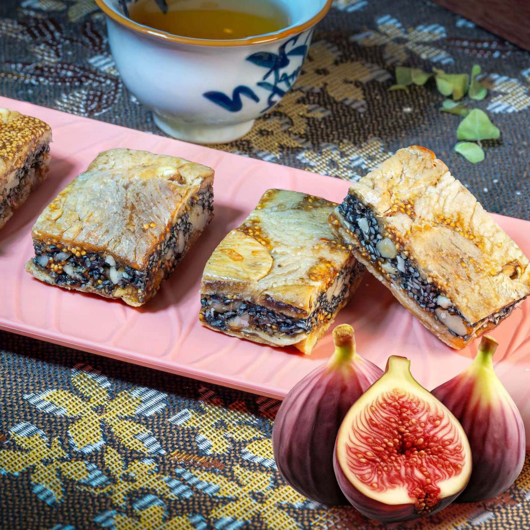 Fig, black sesame and walnut sandwich pie