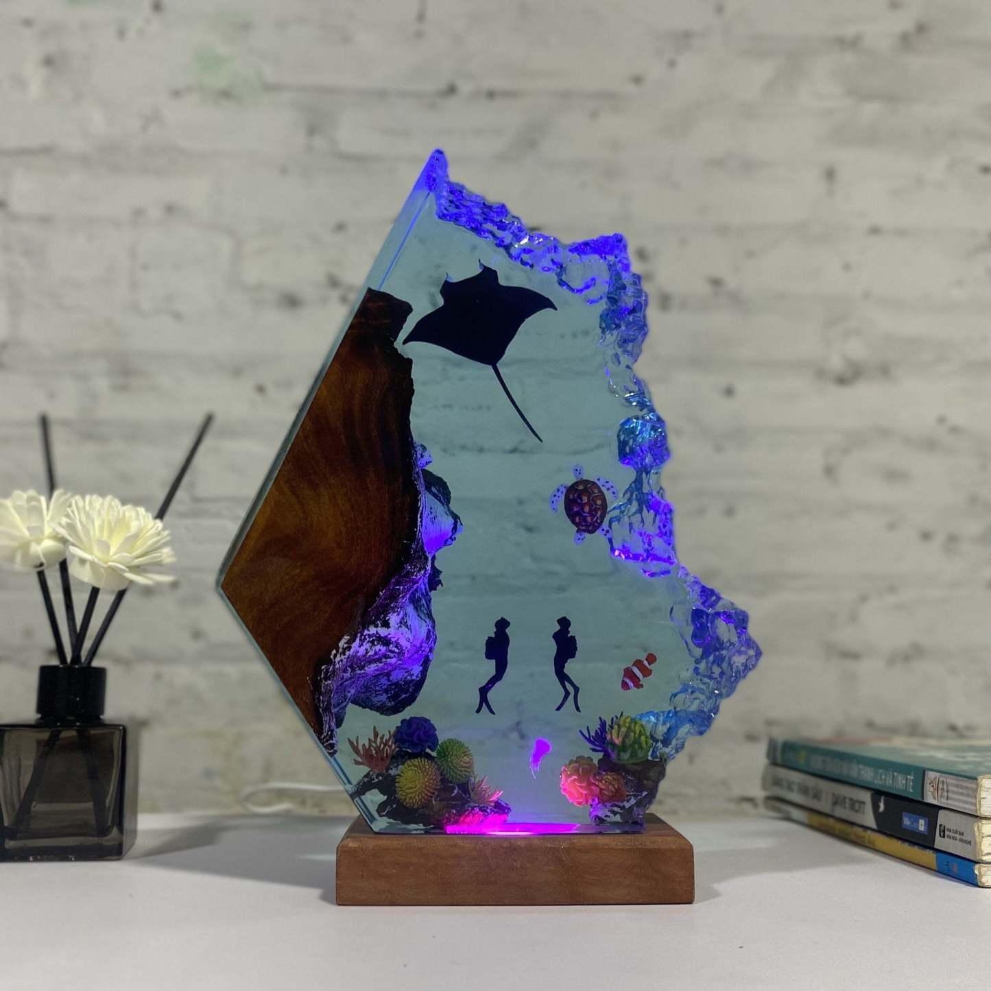 Manta Ray and Couple Diver Night Light Art Home Decor Unique Birthday Gift Ideas - photomoonlampau
