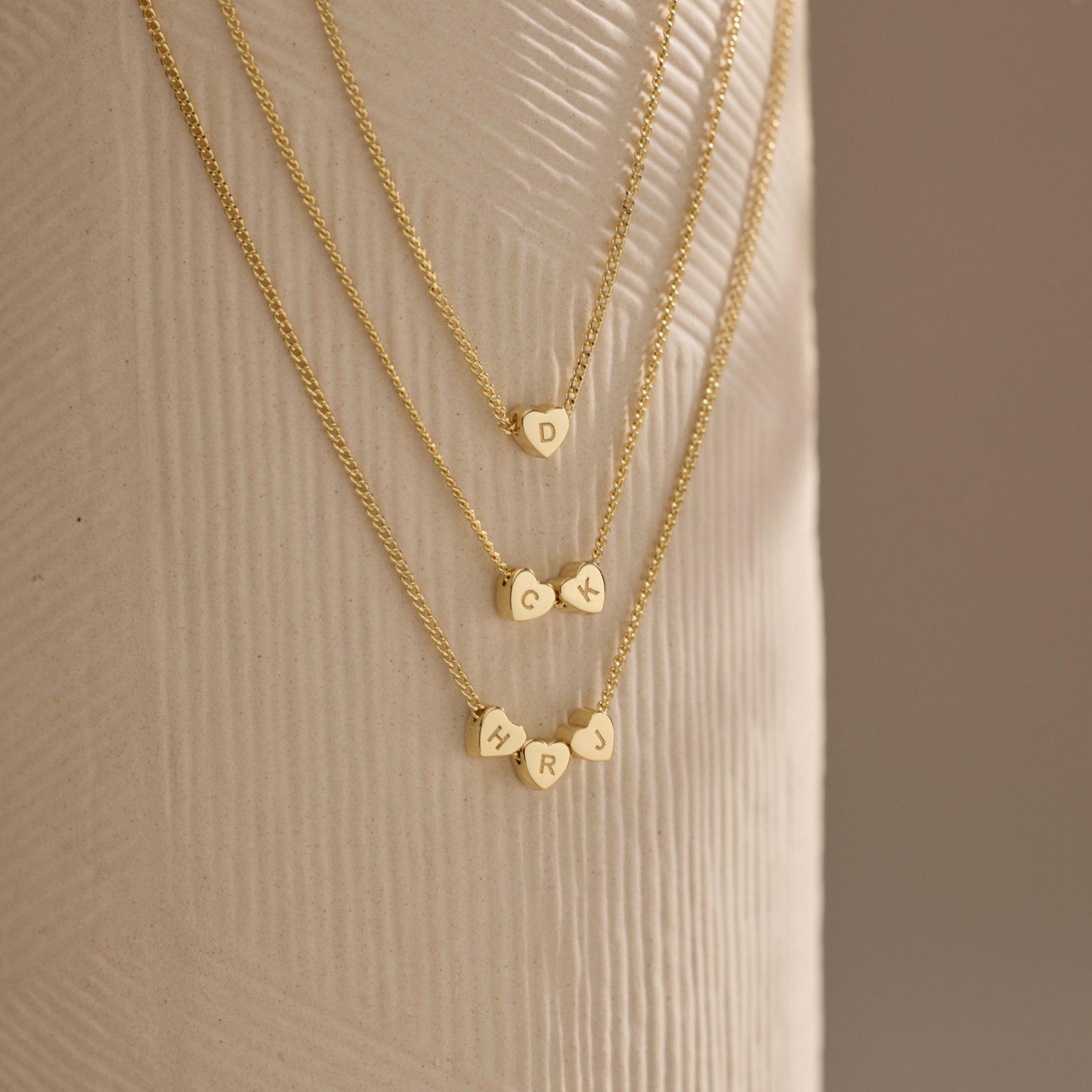 Collar De Corazón Con Inicial Personalizado. Collar De Corazón Con Inicial De Pareja Personalizado. Collar Con Inicial Para Familiares O Amantes. Regalos Para Ella. - 