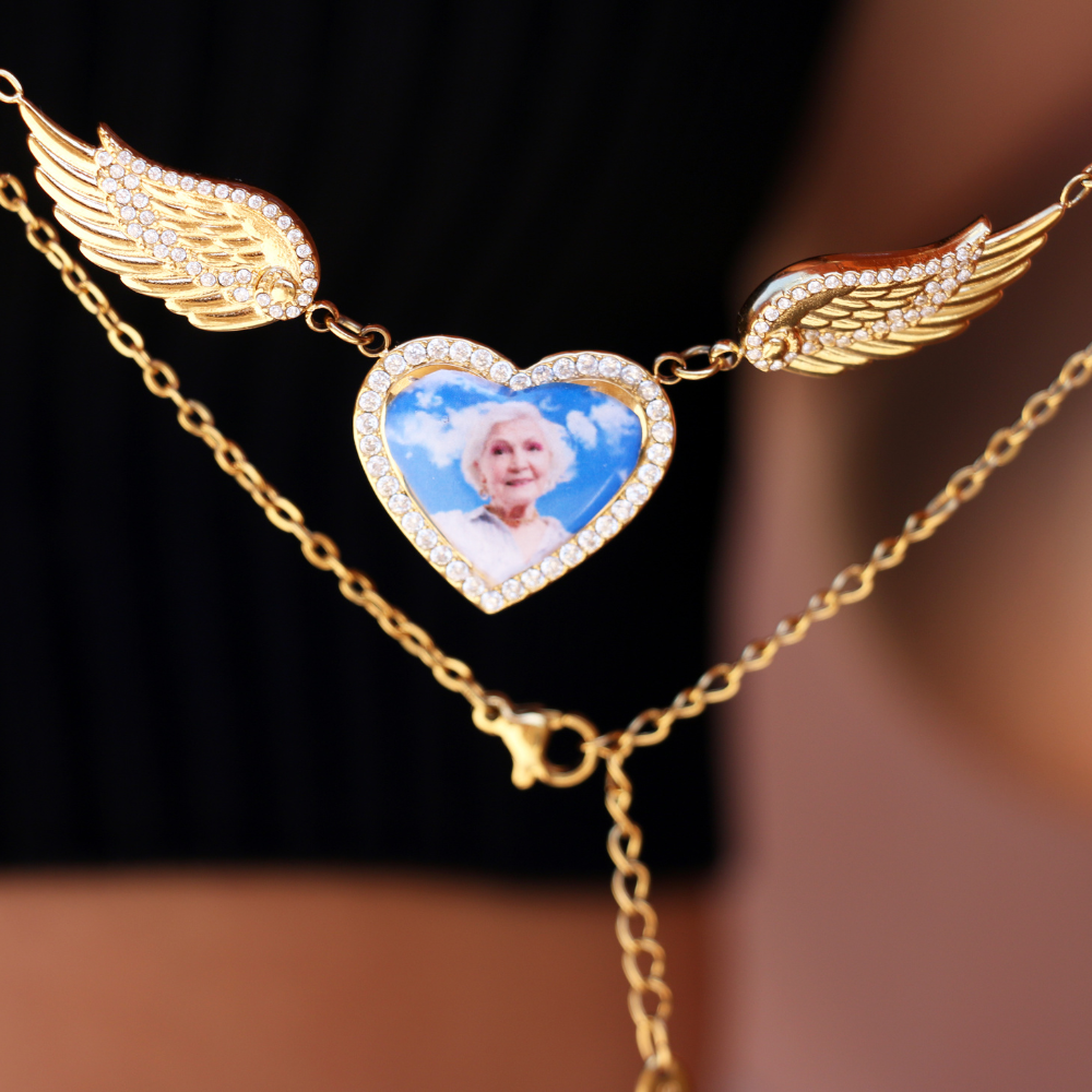 Collar Conmemorativo Personalizado Con Foto Y Alas De Ángel. Colgante Con Foto Y Alas En Memoria De Un Ser Querido. Collar Personalizado De Amor Eterno. - 