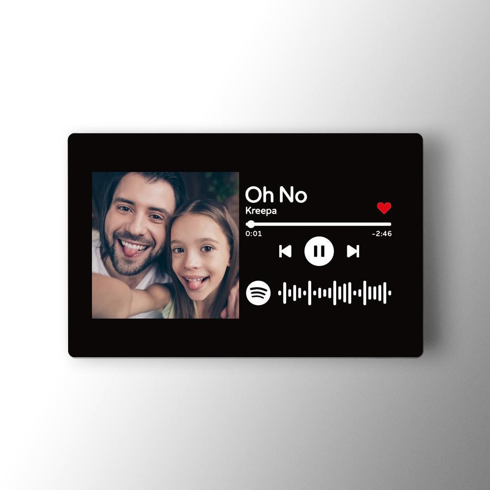 Tarjeta Escaneable Con Código Spotify Para Insertar En La Cartera Con Foto En Color Negro