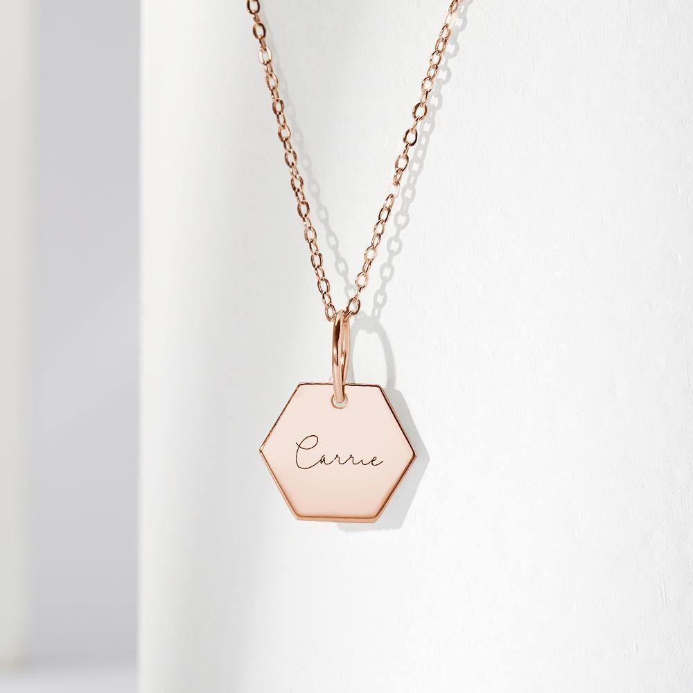 Collar Hexagon Tag Grabado para Ella Chapado en Oro Rosa