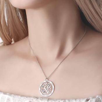 Collar de Filigrana con ?rbol Genealógico y Grabado Plata