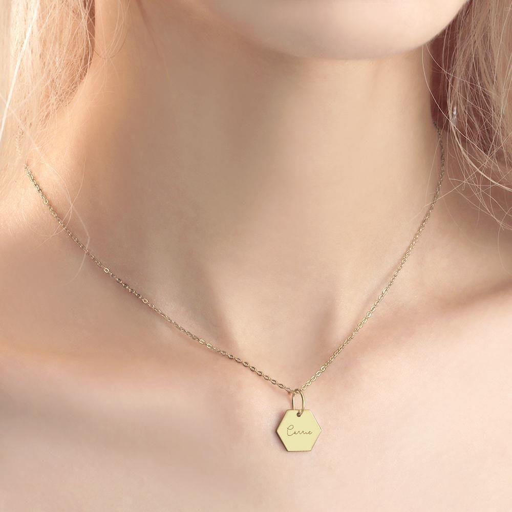 Collar personalizado con etiqueta de Hexágono chapado en oro de 14k