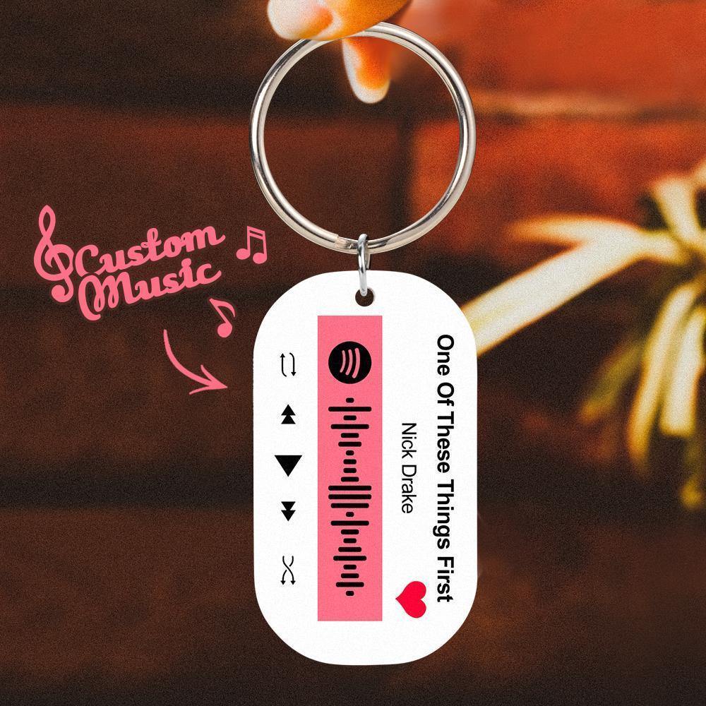 Scannable Spotify Code Keychain Spotify Favorite Song Engraved Keychain Unique Gifts for Couple -