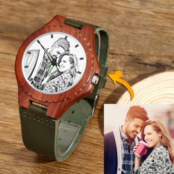 Reloj Unisex Con Foto Grabada De 48 Mm, Grano De Madera Y Correa Verde Oscuro - Sketch