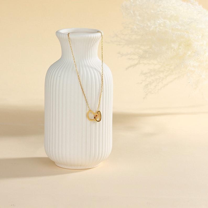 Dos Corazones, Un Collar. Collar De Corazón Con Nombre Grabado Personalizado. Collar De Amor Personalizado. Joyería De Dos Corazones Para Parejas. Regalo Para Ella. - 