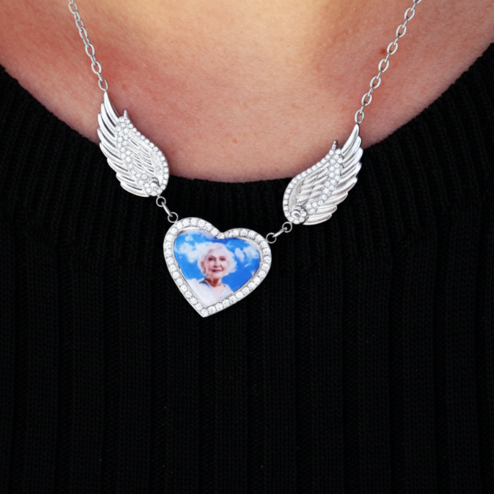 Collar Conmemorativo Personalizado Con Foto Y Alas De Ángel. Colgante Con Foto Y Alas En Memoria De Un Ser Querido. Collar Personalizado De Amor Eterno. - 