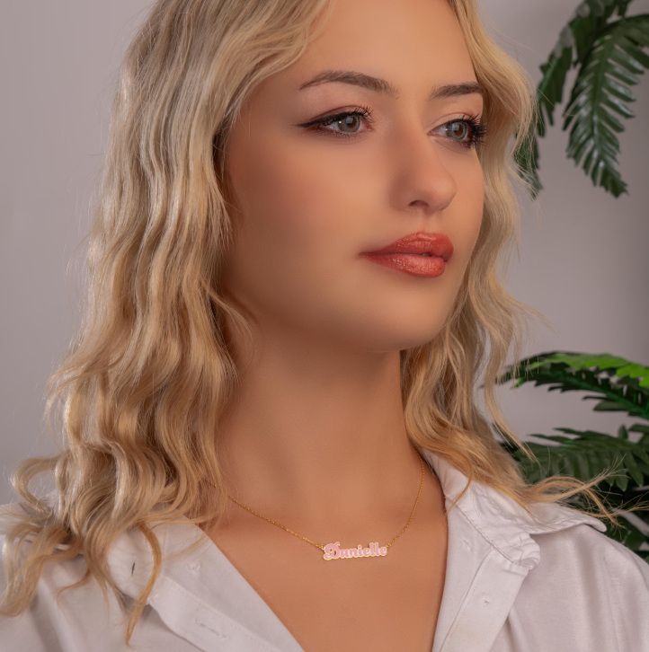 Collana Con Nome A Colori Personalizzati E Gioielli Personalizzati Con I Colori Delle Tue Lettere