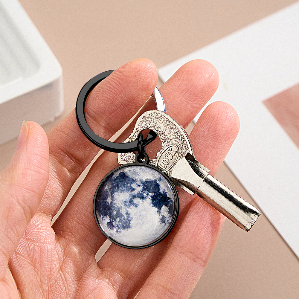 Portachiavi Personalizzato Con Data E Fase Lunare, Portachiavi Con Calendario E Luna Personalizzati, Portachiavi Con Luna Per Il Tuo Giorno Speciale, Regalo Di Anniversario - 