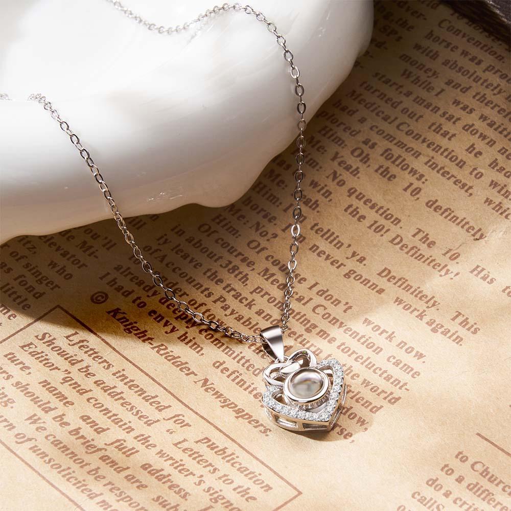 Collana Con Proiezione Fotografica Personalizzata, Doppio Cuore, Regali Romantici Per Coppie - tuacollananome