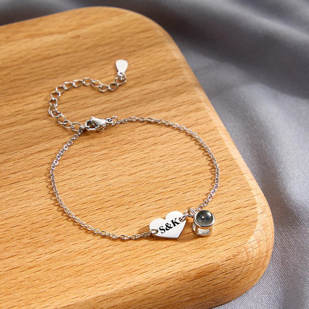 Bracciale Personalizzato Per Proiezione Di Foto Con Iniziali Incise, Braccialetto A Forma Di Cuore, Regalo Per Lei - tuacollananome