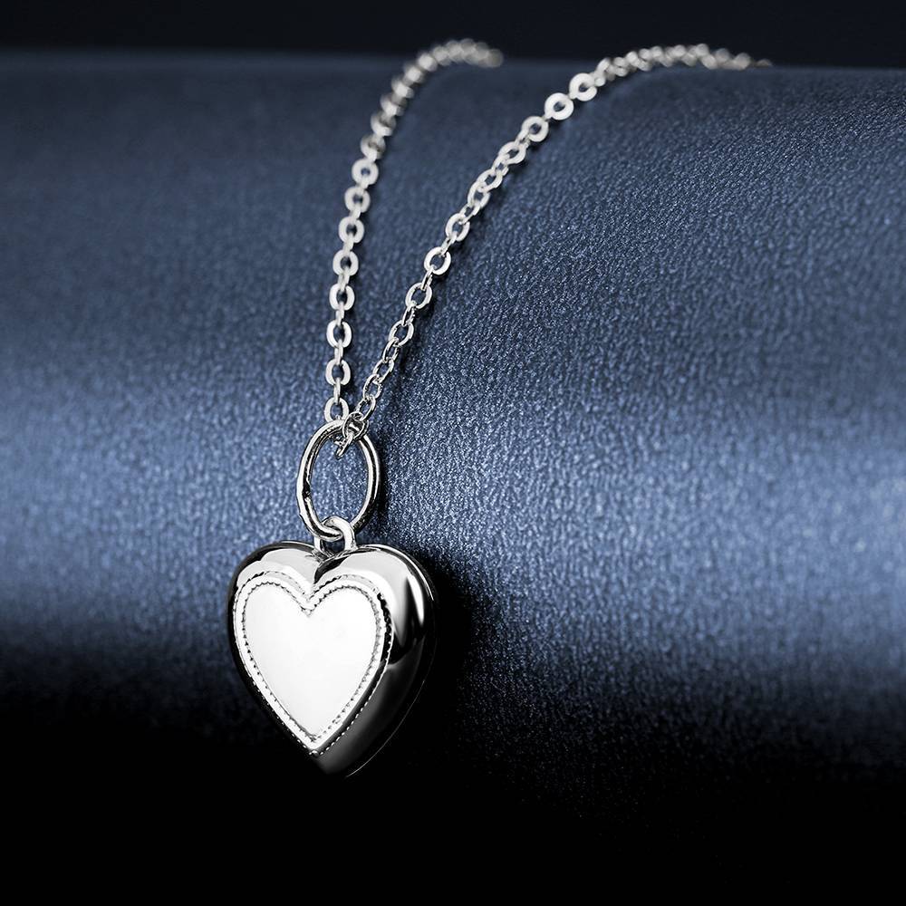 Heart Printing Photo Locket Necklace With Engraving Platinum Plated