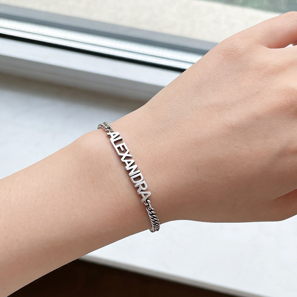 Bracciale Con Nome Personalizzato Su Catena A Maglie Larghe Bracciale Moderno Con Nome A Lettere Maiuscole Gioielli Personalizzati Con Nome A Catena Pesante - 