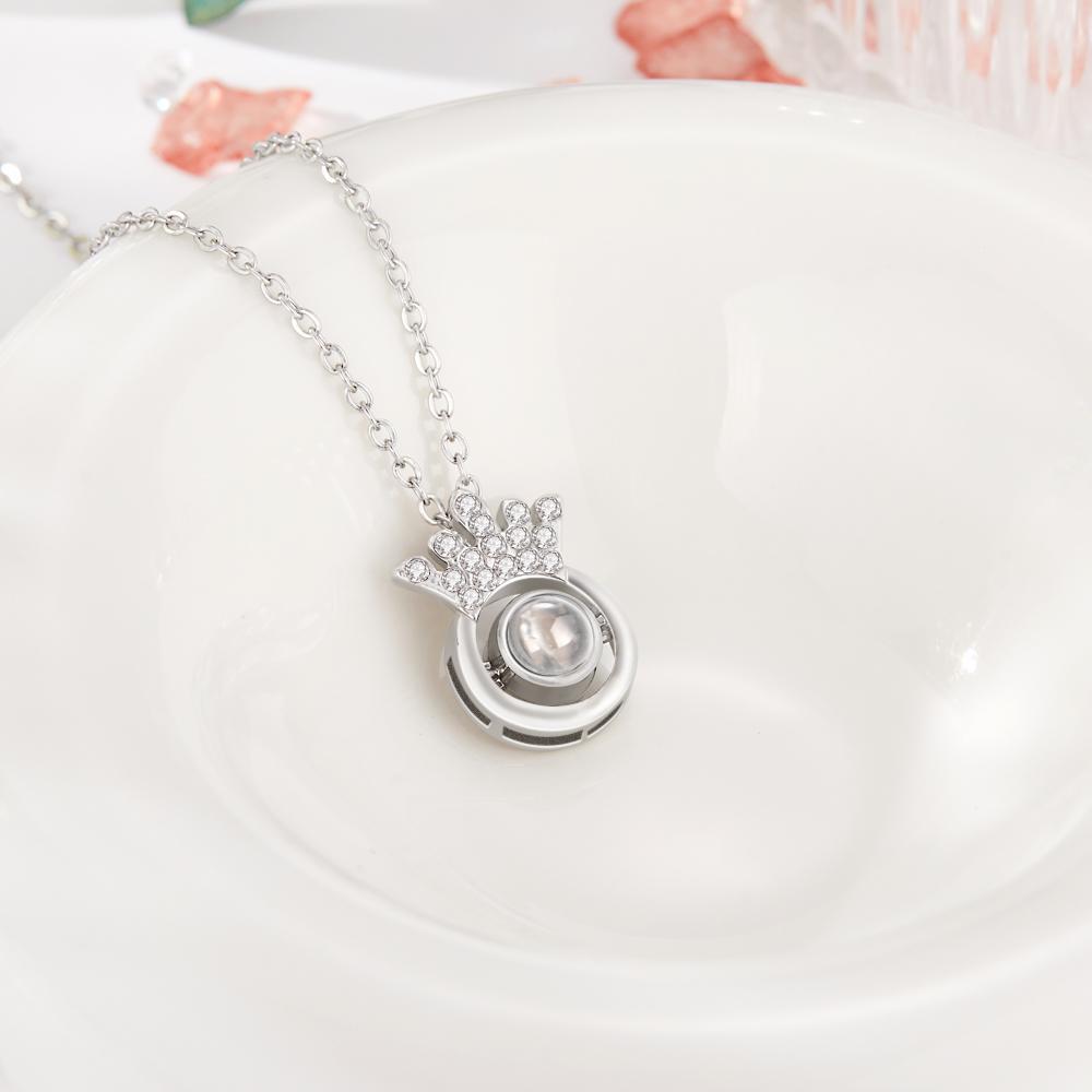 Collana Per Proiezione Fotografica Personalizzata Corona Regali Creativi - tuacollananome