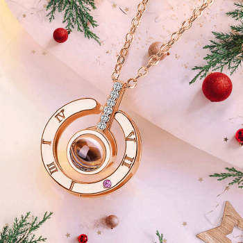 Collana Ti Amo In 100 Lingue. Collana Con Proiezione Incisa. Forma Rotonda - tuacollananome