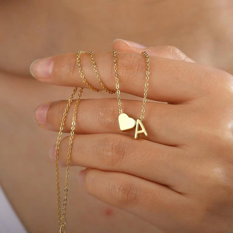 Collana Con Iniziale A Cuore Personalizzata, Collana Con Ciondolo A Forma Di Cuore Con Lettera Personalizzata, Delicata Collana Con Cuore Con Alfabeto, Regalo Di San Valentino - 