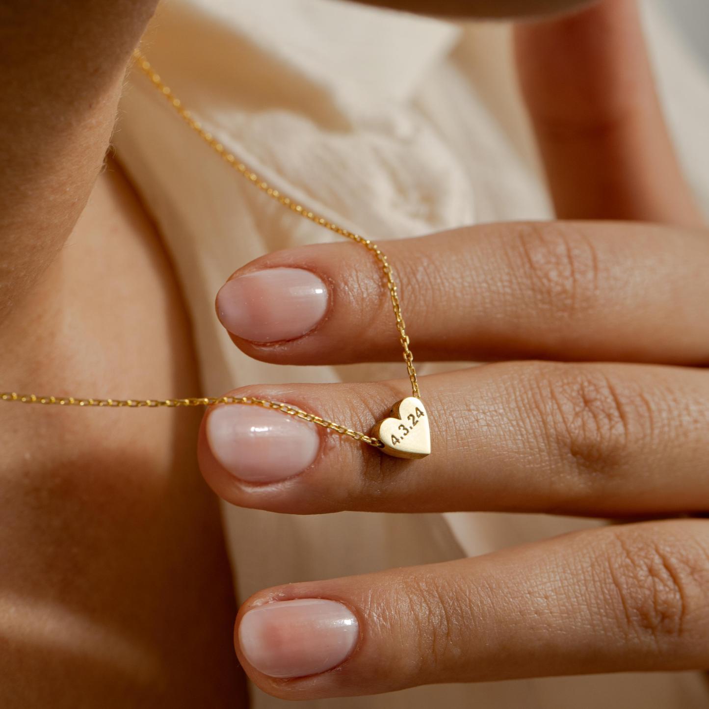 Collana Con Ciondolo A Cuore Con Data Personalizzata, Nomi Incisi Personalizzati E Collana Con Ciondolo A Cuore Con Data Speciale, Regali Di Anniversario - 