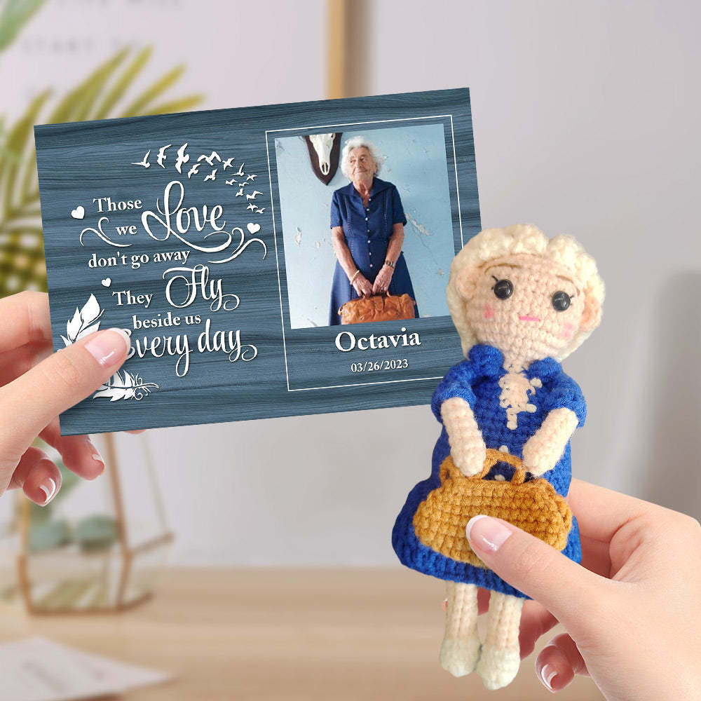 Cadeaux De Poupée Au Crochet Personnalisés, Mini Poupées Semblables Faites À La Main Avec Carte Commémorative Personnalisée Pour Grand-mère - votrecollierprenomfr