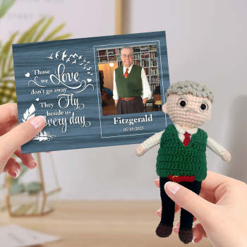 Cadeaux De Poupée Au Crochet Personnalisés, Mini Poupées Semblables Faites À La Main Avec Carte Commémorative Personnalisée Pour Grand-père - votrecollierprenomfr