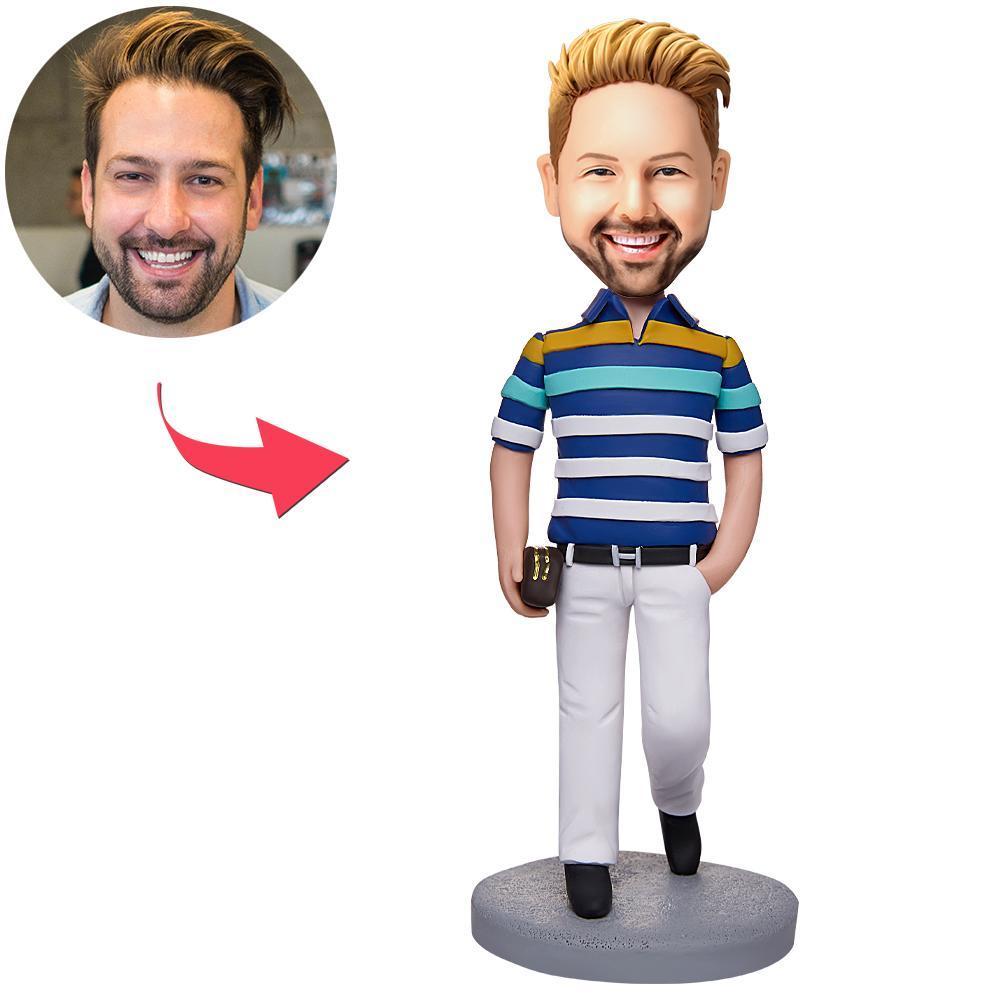 Patron D'homme D'affaires Tenant Un Portefeuille Bobblehead Personnalisé Avec Texte Gravé - votrecollierprenomfr
