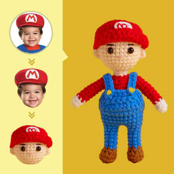 Poupée Au Crochet Avec Visage Personnalisé, Cadeaux Personnalisés, Mini Poupées Tissées À La Main - Mario - votrecollierprenomfr