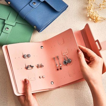 Sac De Rangement De Boucles D'oreilles Gravées Sur Mesure, Organisateur De Bijoux De Voyage Personnalisé Multifonctionnel, Cadeau Pour Elle - votrecollierprenomfr