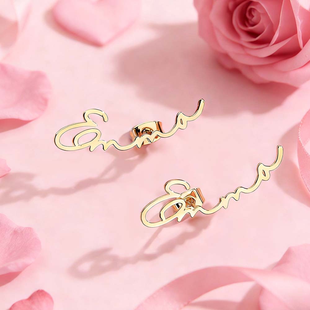 Boucles D'oreilles Personnalisées Avec Prénom - Boucles D'oreilles Tendance Avec Prénom En Écriture Cursive - Idée Cadeau Pour Votre Copine - votrecollierprenomfr