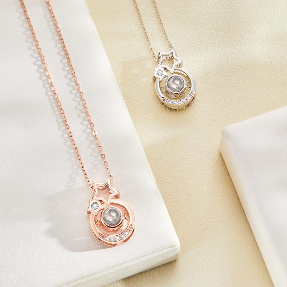 Collier Projection Photo Personnalisé Collier Projection Petites Étoiles Cadeau Unique - votrecollierprenomfr