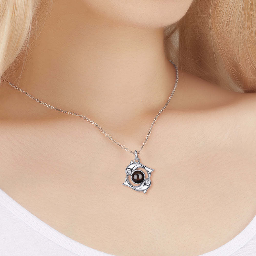 Collier De Projection Personnalisé, Pendentif En Forme De Dauphins, Cadeau Pour Elle - votrecollierprenomfr