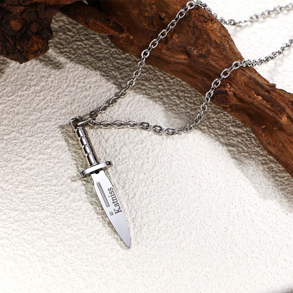 Collier Avec Nom Personnalisé, Poignard En Métal, Cadeau Cool Pour Hommes - votrecollierprenomfr